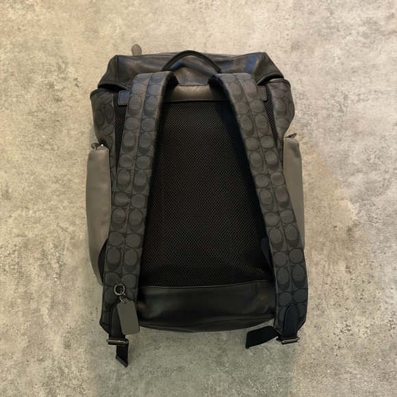 Coach Backpack - Picture 4 of 4